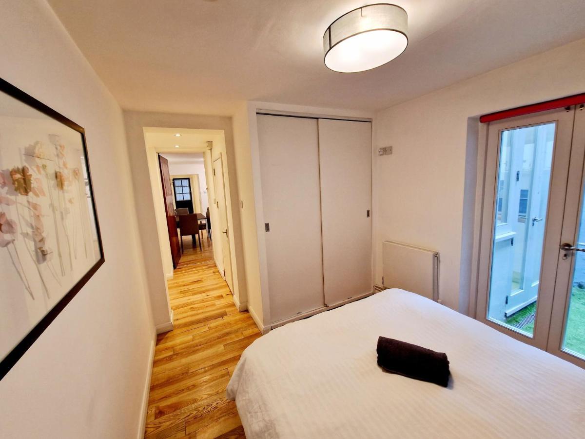Beautiful Hyde Park Flat By Lancaster Gate Station With Private Back Patio Apartment London Ngoại thất bức ảnh
