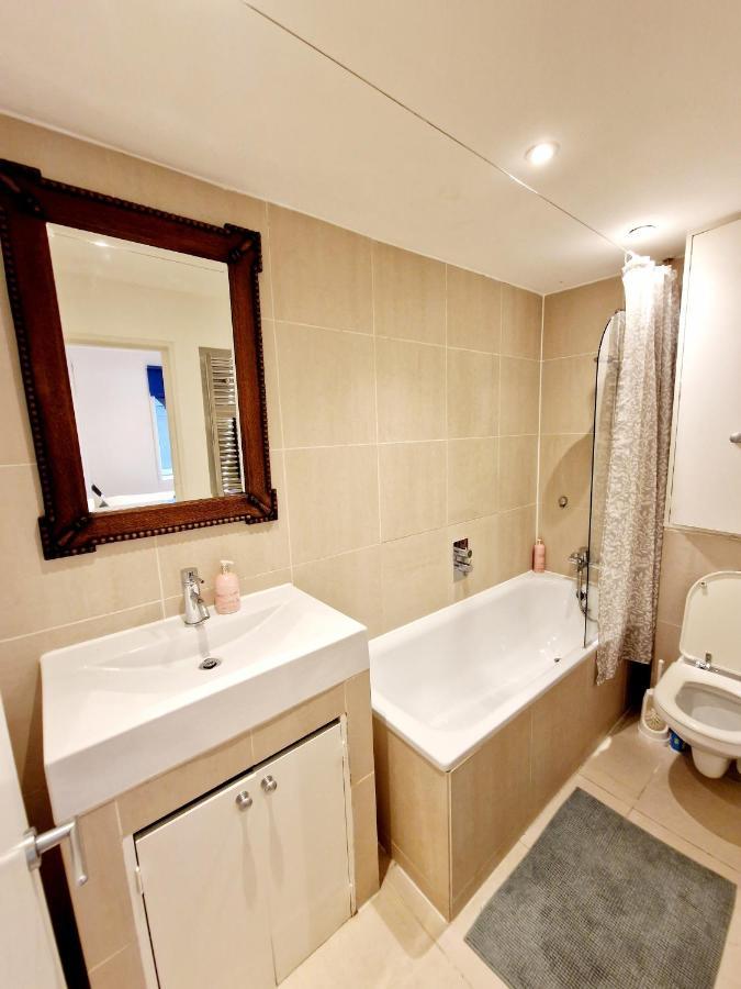 Beautiful Hyde Park Flat By Lancaster Gate Station With Private Back Patio Apartment London Ngoại thất bức ảnh